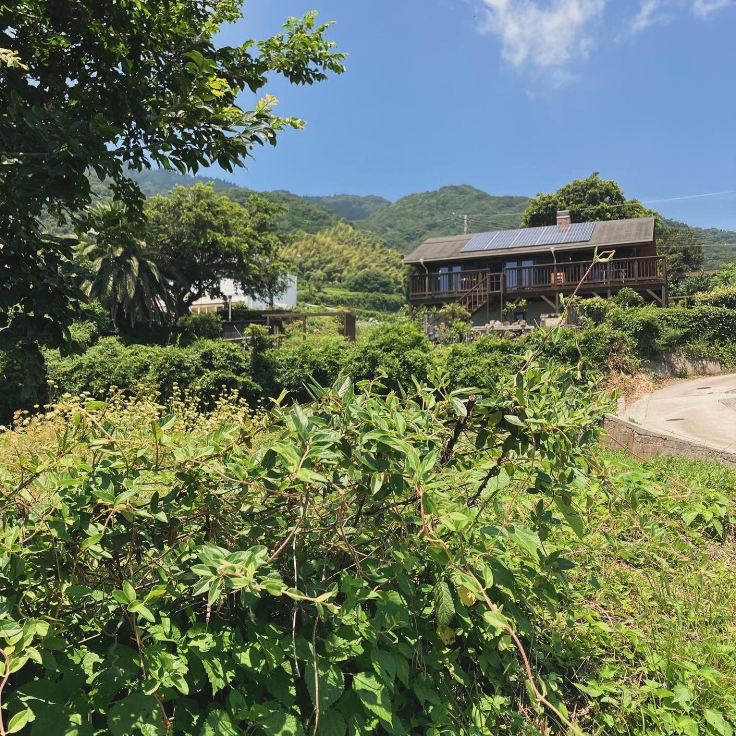 Log Kama Ka-ma 海を眺めるログハウスで薪サウナにbbqの一棟貸し Ferienhaus Awaji