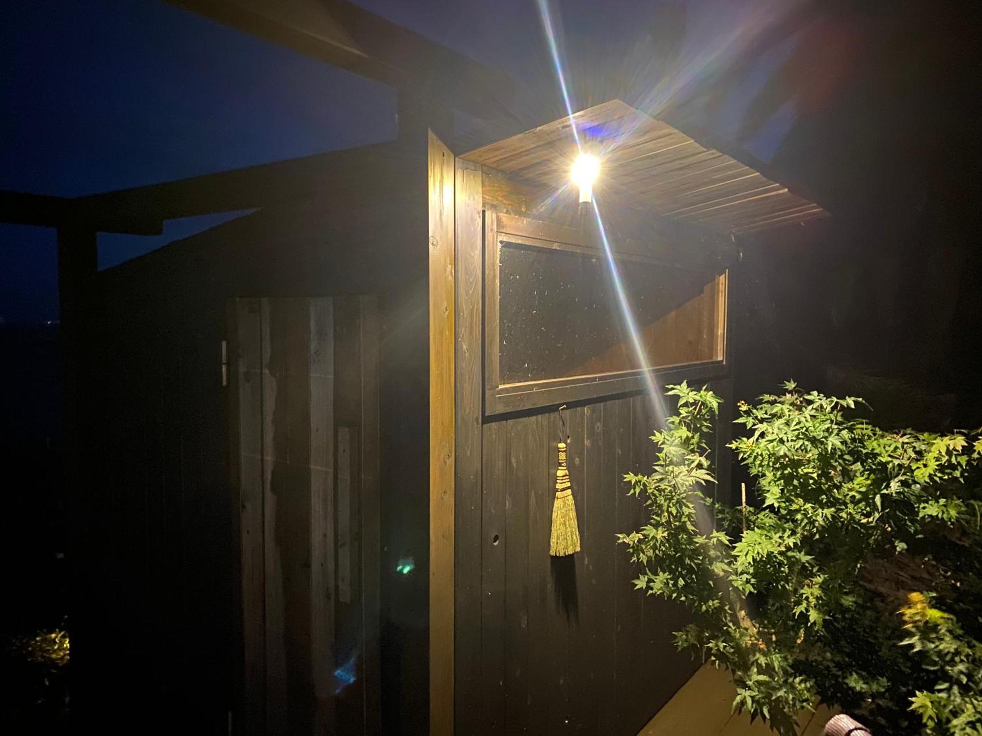 Log Kama Ka-ma 海を眺めるログハウスで薪サウナにbbqの一棟貸し Ferienhaus Awaji